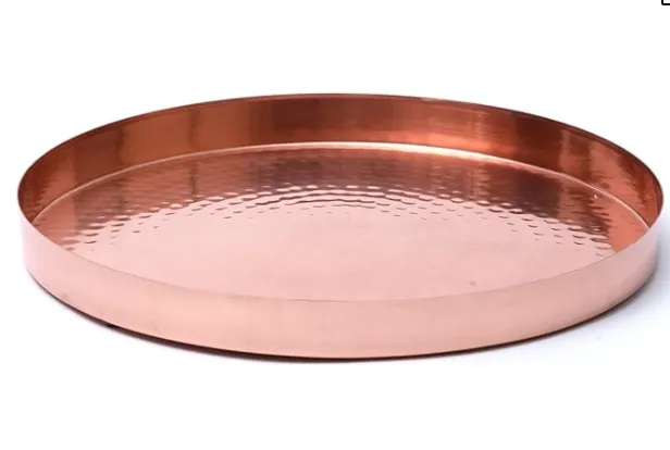 A bandeja decorativa 29cm do metal de cobre Textured a superfície