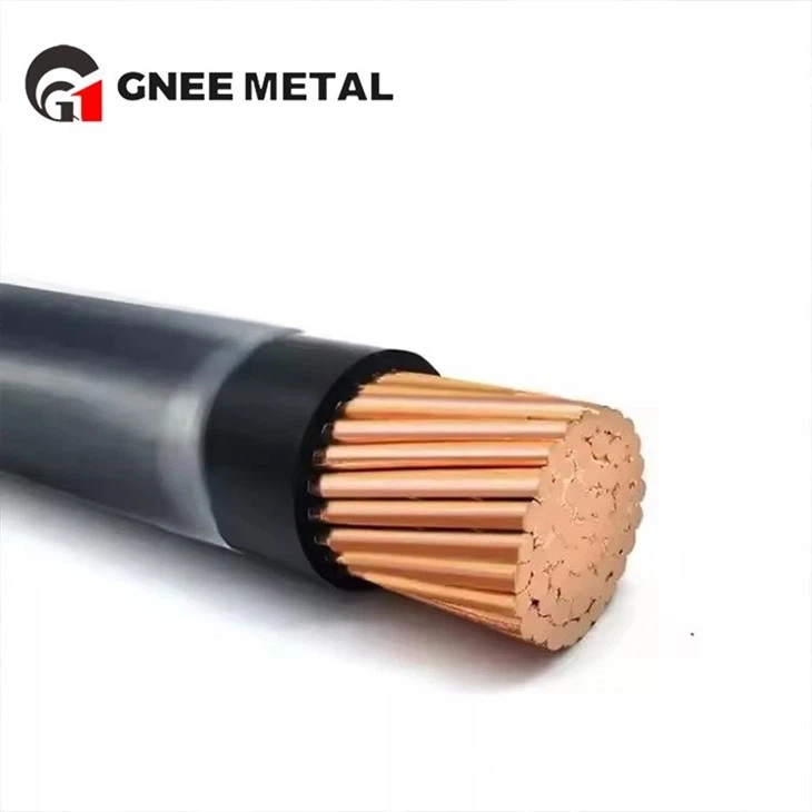 É possível usar fio de cobre puro em cabos de dados?